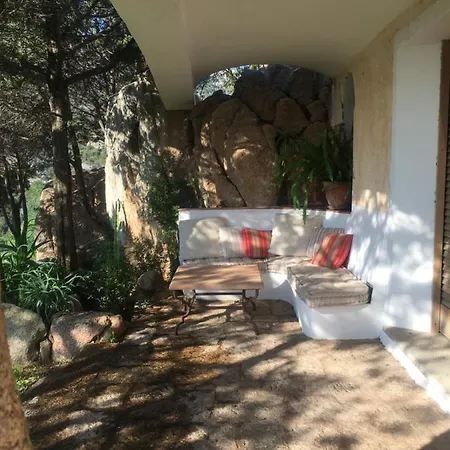 Villa Juniper View, *